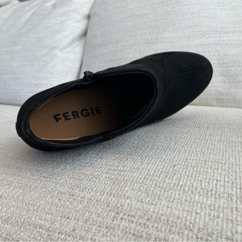 Fergie Black Ankle Booties with Wooden Heel and Zipper - Picture 4 of 12